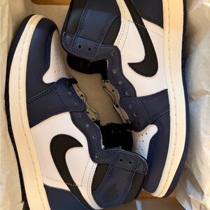 Jordan 1 Retro High OG ‘Midnight Navy’